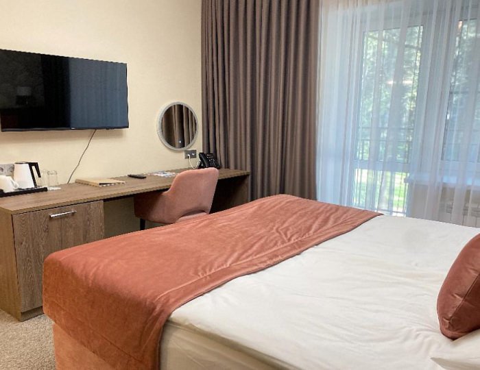 Комфорт+ (с балконом) Крона - Курорт «Ерино»